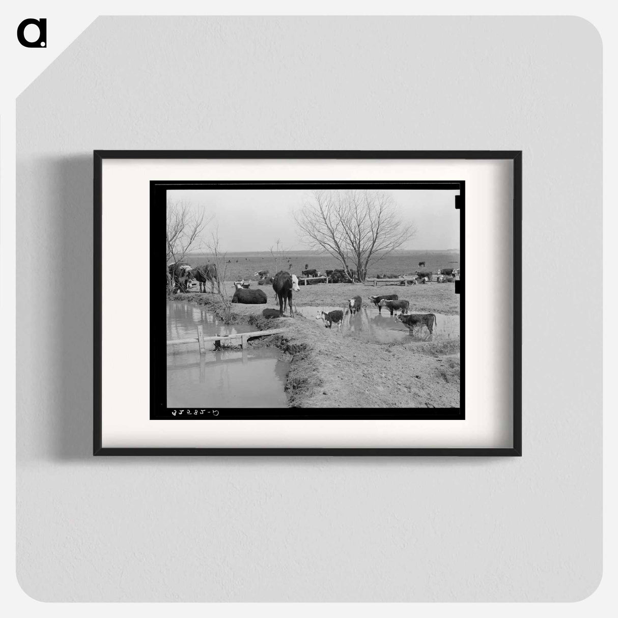 アートポスター-Cattle at Water Hole
- ラッセル リー Poster.