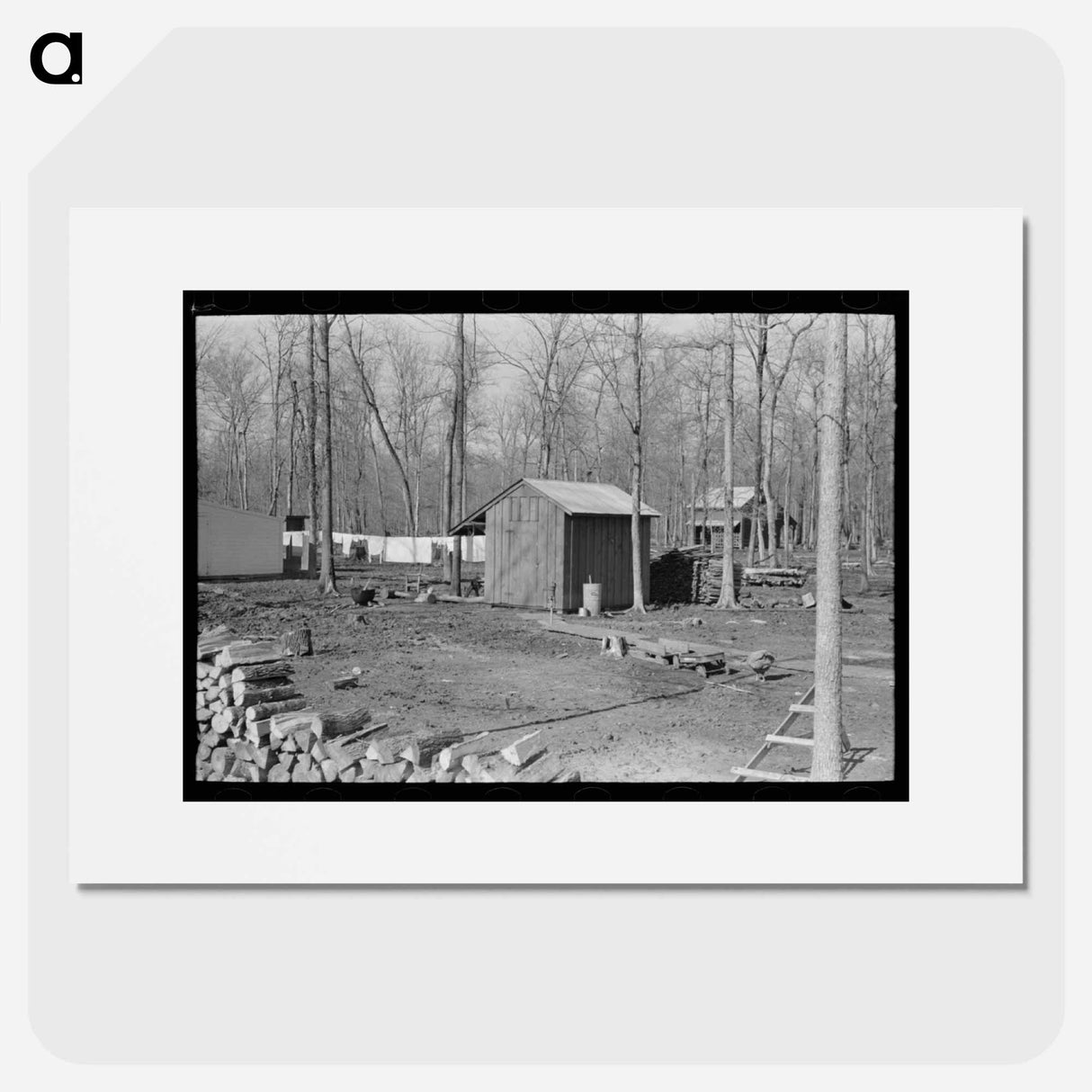 アートポスター-Backyard of Farmstead, Chicot Farms
- ラッセル リー Poster.