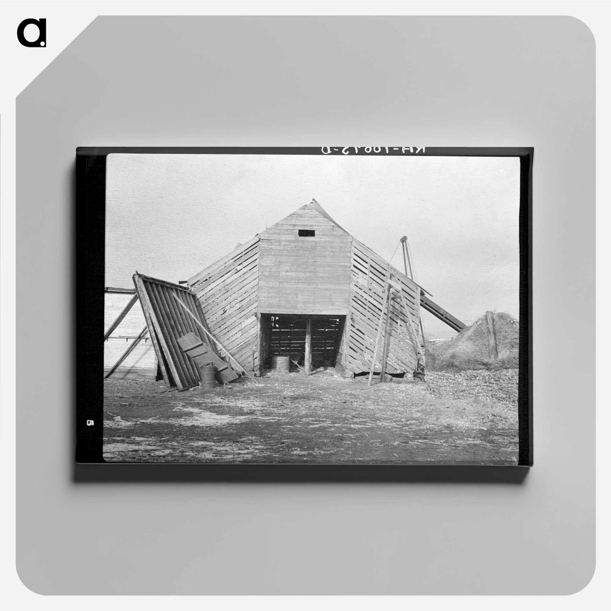 アートパネル-Corn Crib on the J.E. Herbrandson Farm
- ラッセル リー Canvas.
