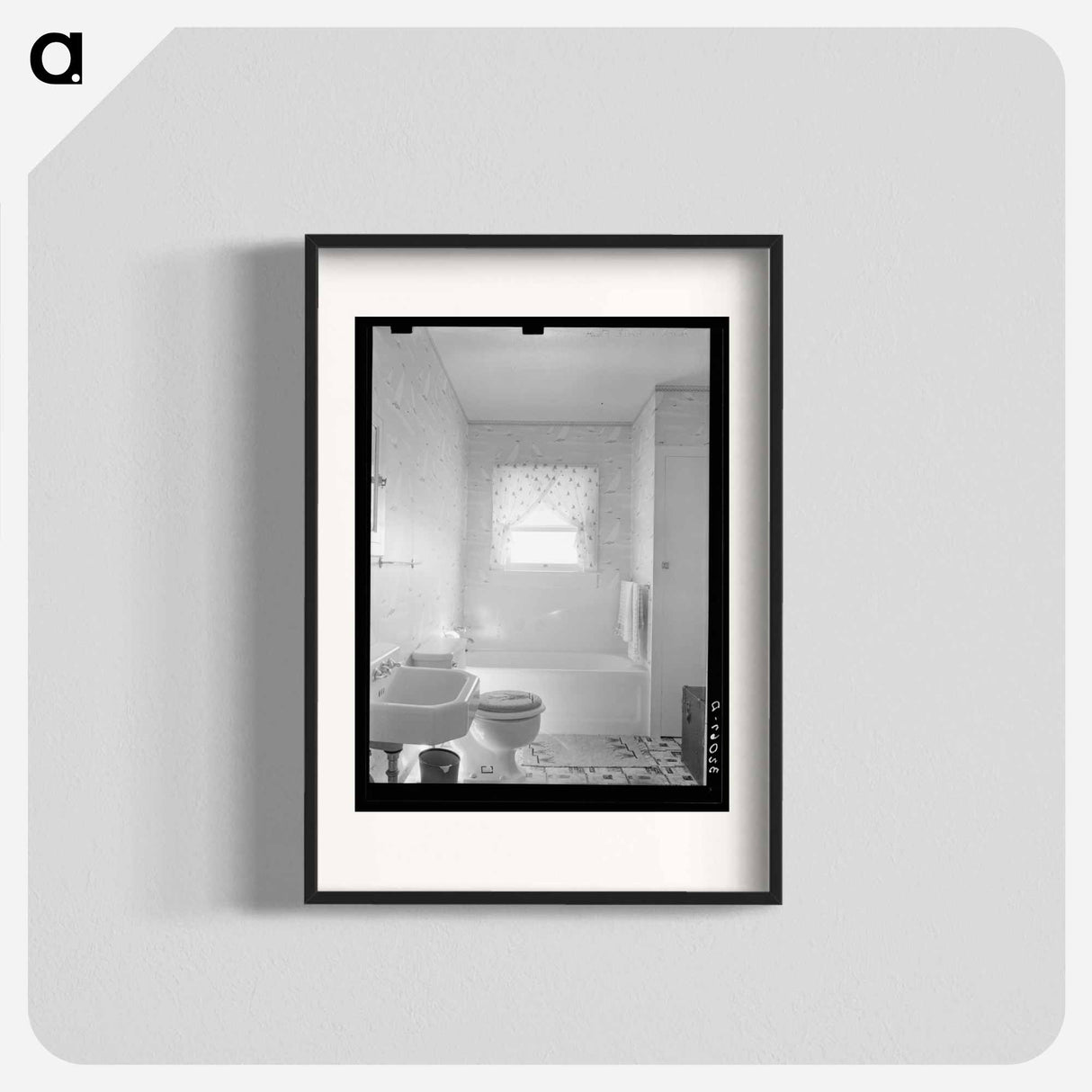 アートポスター-Bathroom of a Tenant House
- ラッセル リー Poster.