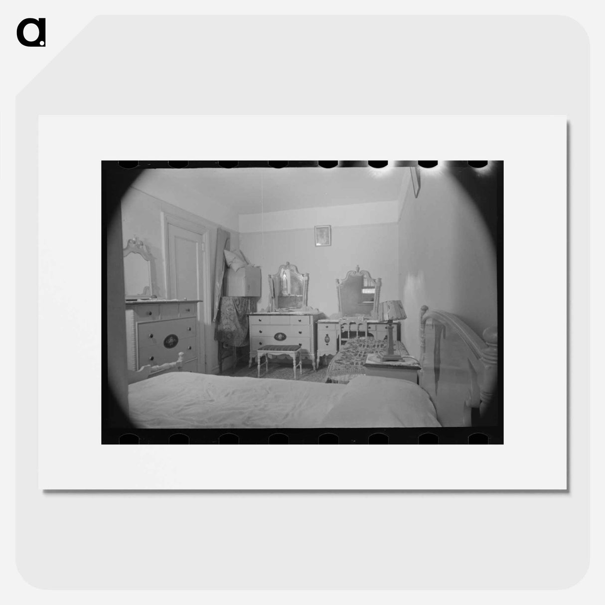 アートポスター-Bedroom of Nathan Katz Apartment
- ラッセル リー Poster.