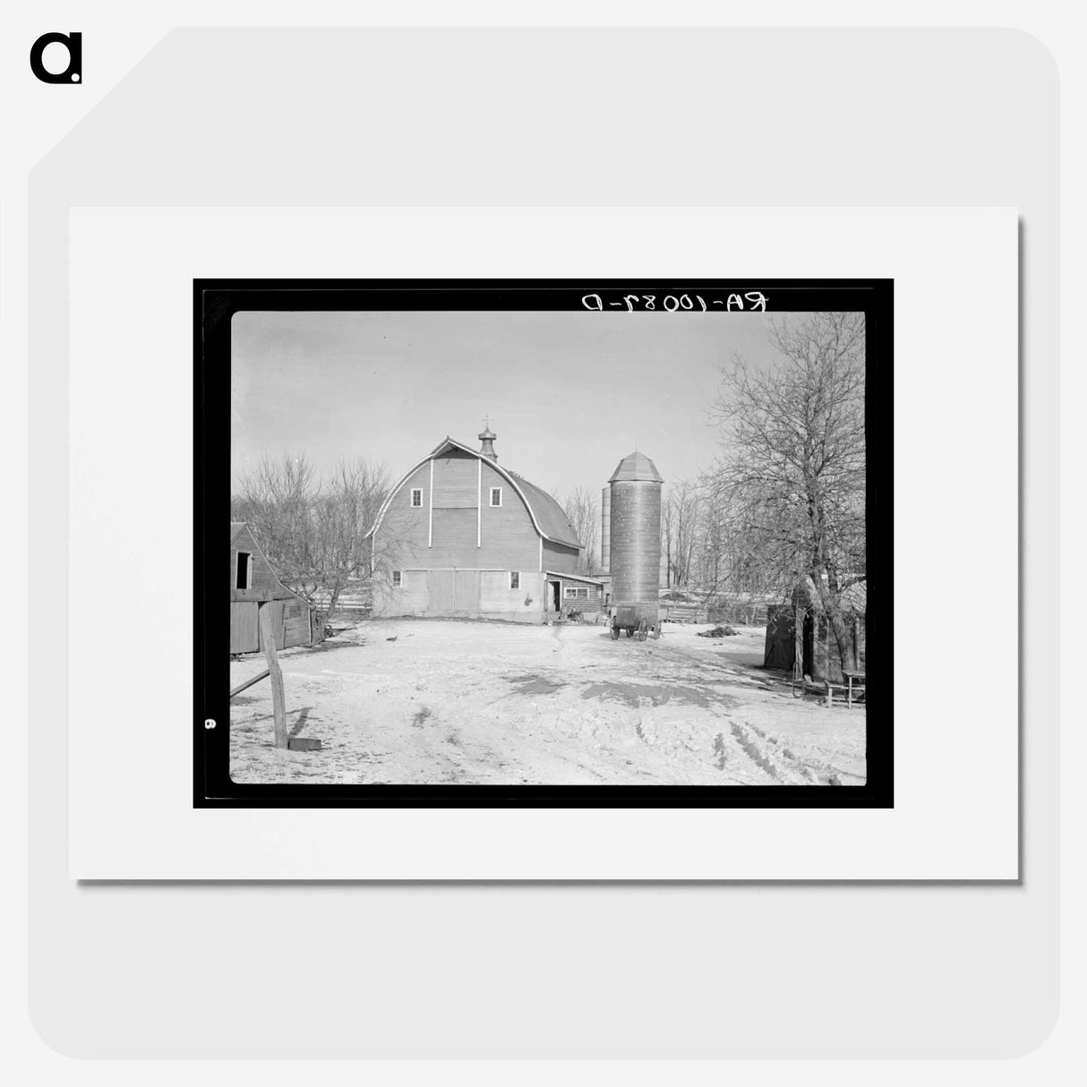 アートポスター-Barn and Silo on H.H. Tripp Farm
- ラッセル リー Poster.