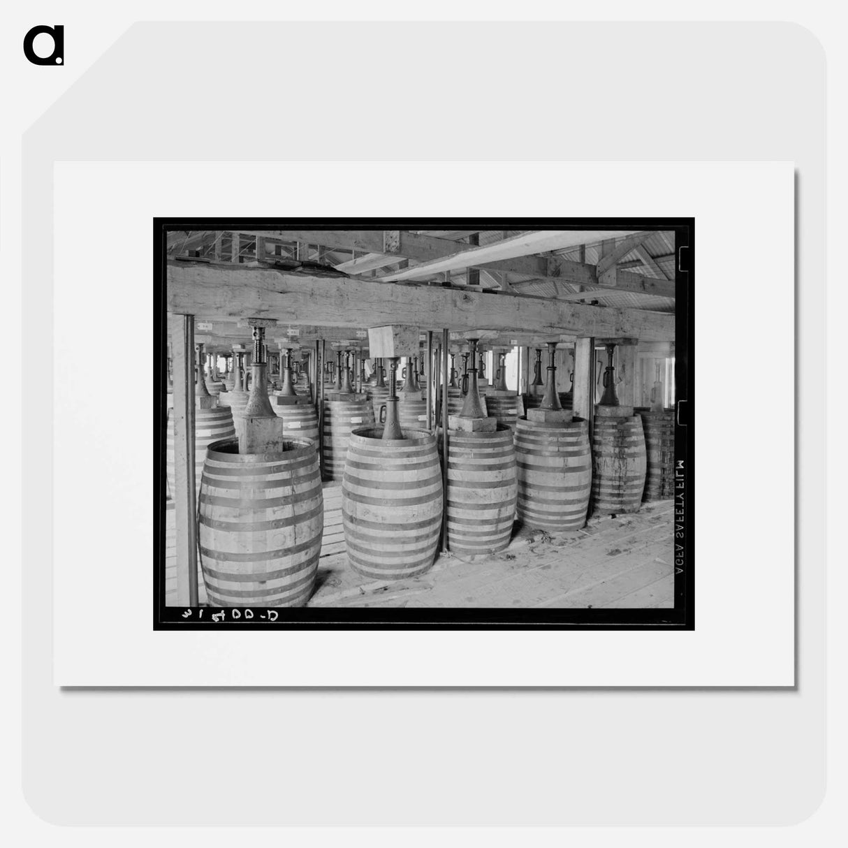 アートポスター-Barrels of Perique Tobacco Aging
- ラッセル リー Poster.