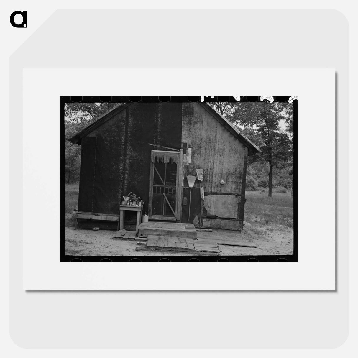 アートポスター-Backporch of Henry McPeak's House, Black River Falls, Wisconsin
- ラッセル リー Poster.