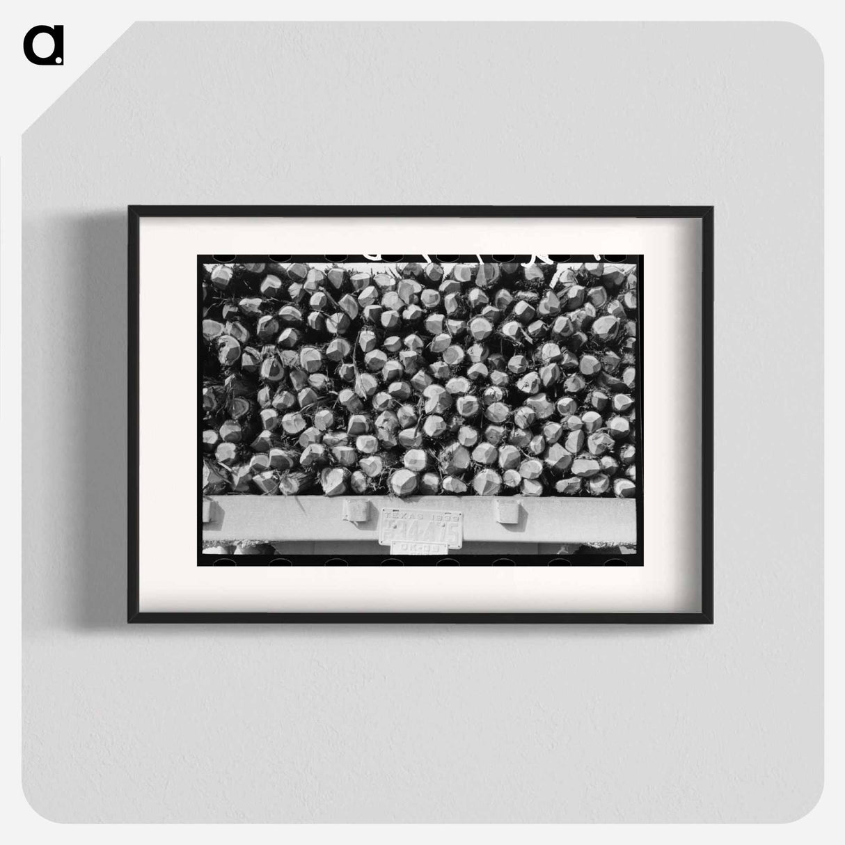 アートポスター-Cedar Fence Posts on Truck, Clifton, Texas
- ラッセル リー Poster.