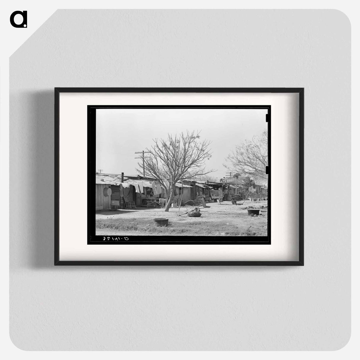 アートポスター-Backyards of Mexican Homes, Alamo, Texas
- ラッセル リー Poster.