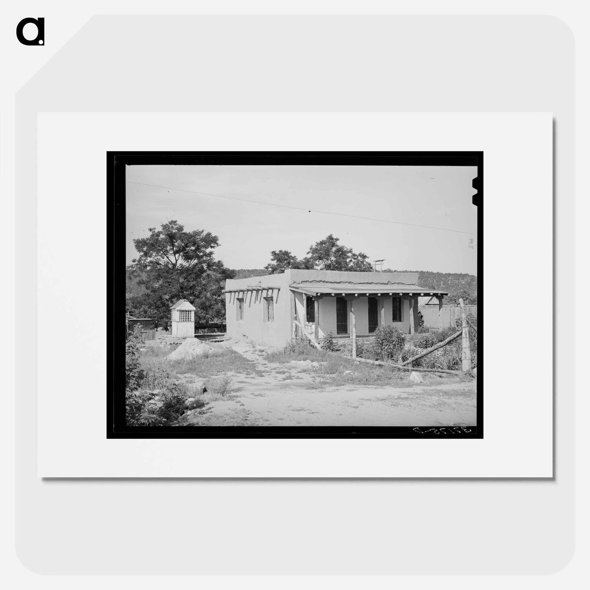 アートポスター-Adobe House and Covered Well, Penasco, New Mexico
- ラッセル リー Poster.