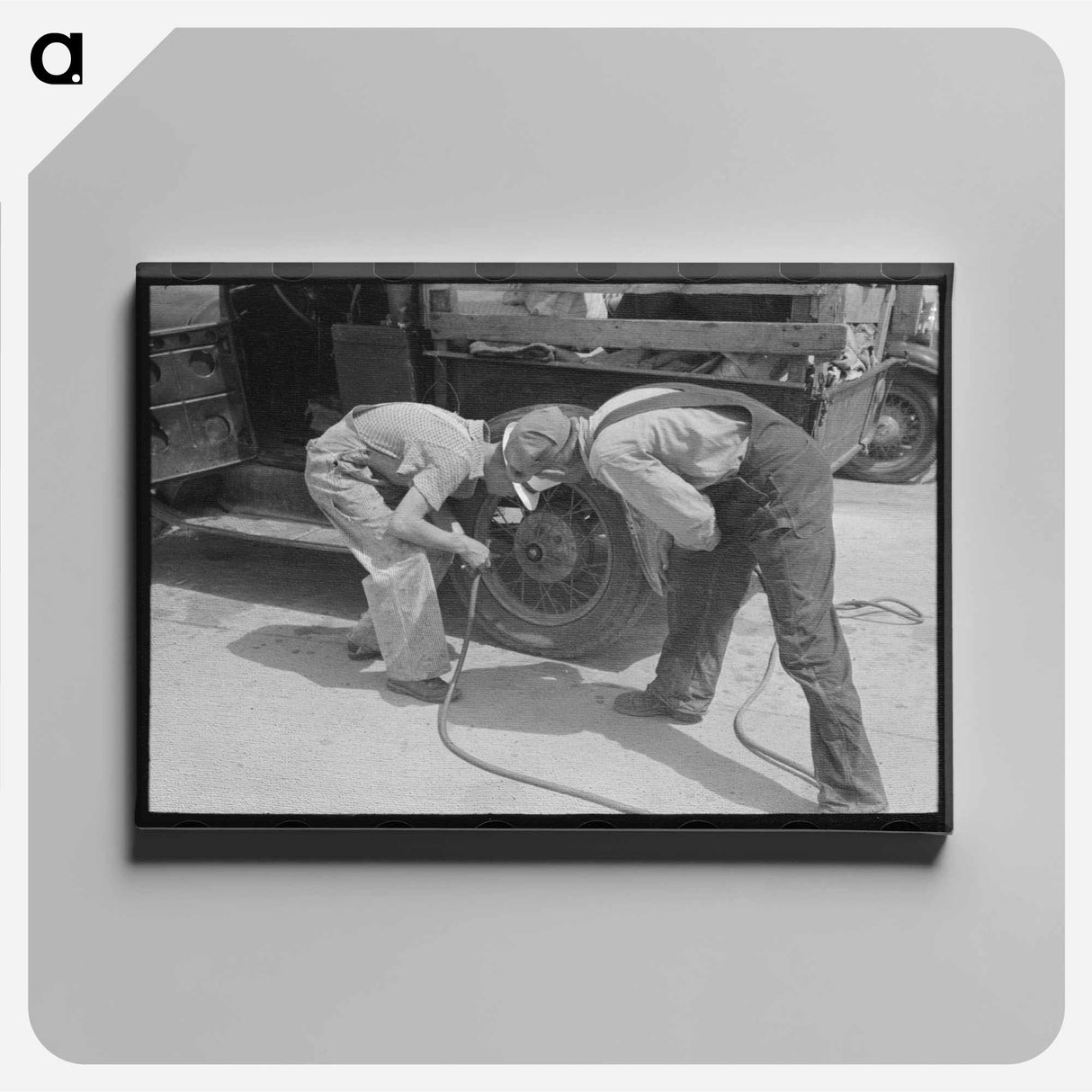 アートパネル-Trailer Court Sanitary Units
- ラッセル リー Canvas.