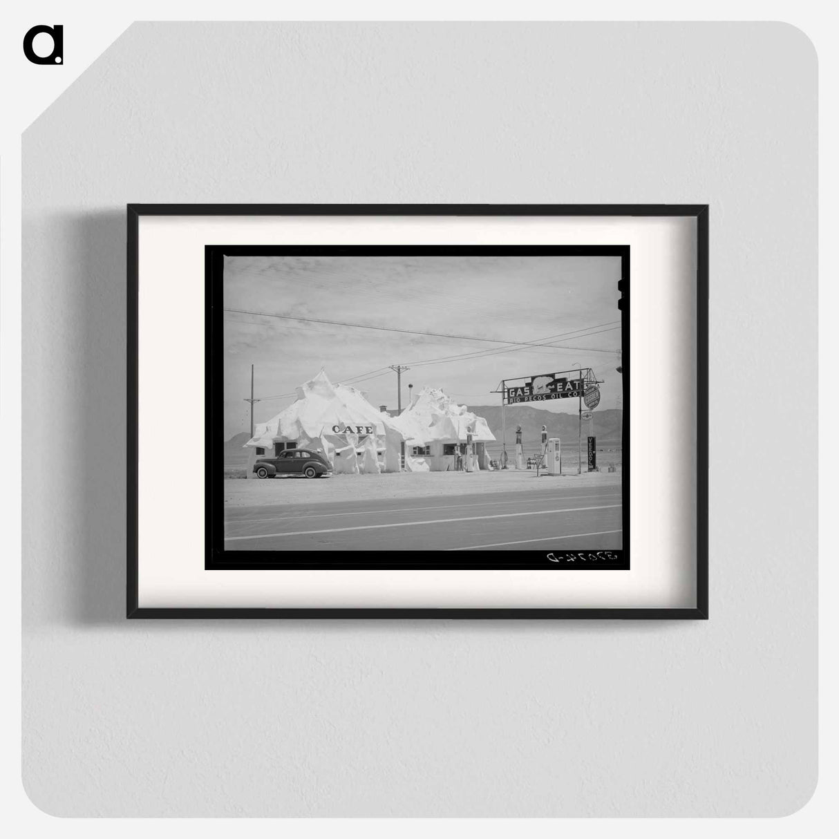 アートポスター-Cafe and Filling Station, U.S. Highway 66
- ラッセル リー Poster.