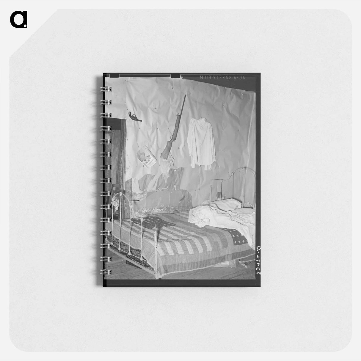 アートメモ帳-Tenant Farmer's Bedroom with American Flag Quilt
- ラッセル リー Memo.