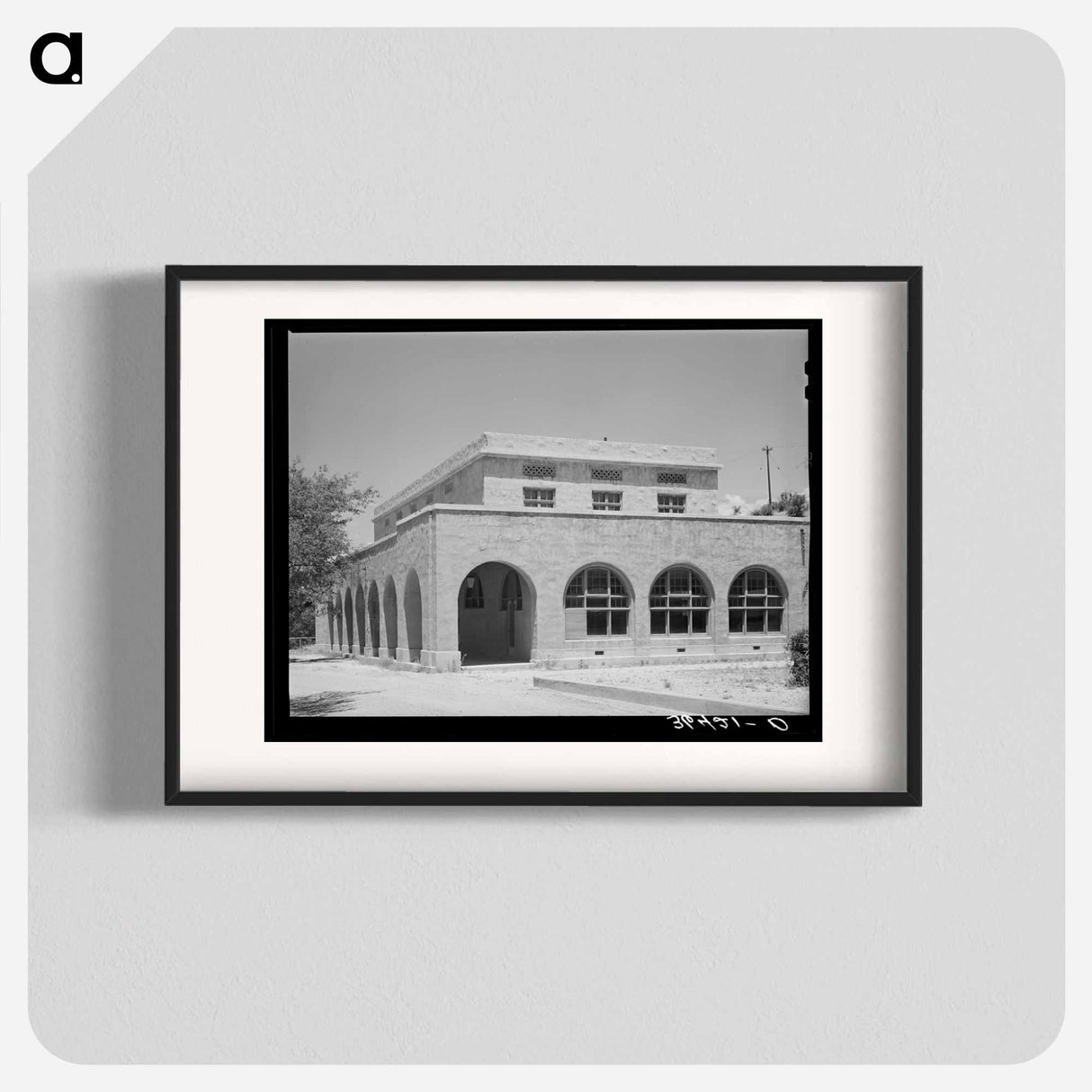 アートポスター-Burro Mountain Copper Company Building, Tyrone, New Mexico
- ラッセル リー Poster.