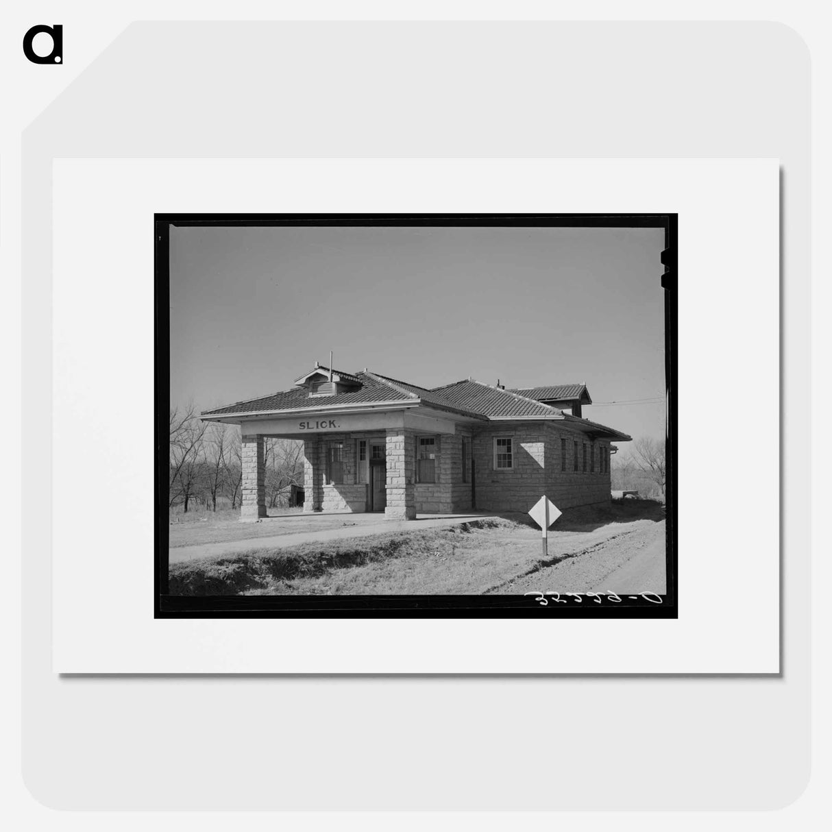 アートポスター-Abandoned Railway Station Church, Slick, Oklahoma
- ラッセル リー Poster.