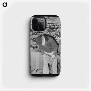 Grading Turkeys at Cold Storage Plant, Brownwood, Texas
 - ラッセル リー Phone Case.