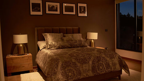 寝室のポスターが運気を左右する？風水で知る理想の飾り方