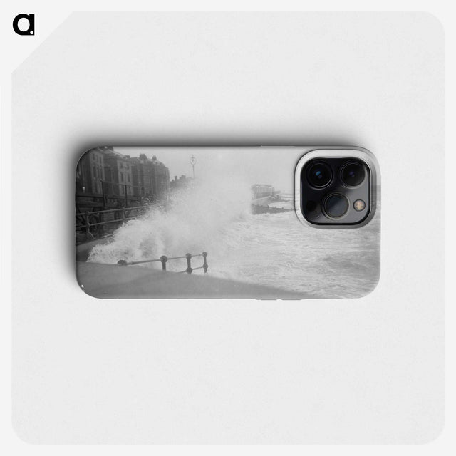1-10_Eric-Lee-Johnson_phone