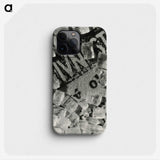 1-10_Milos-Dohnany_phone