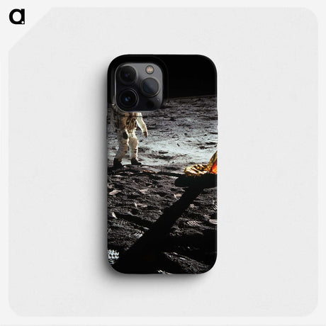1-12_Apollo-Moon-Landing_phone