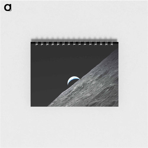 Crescent Earth - Apollo Moon Landing Memo.