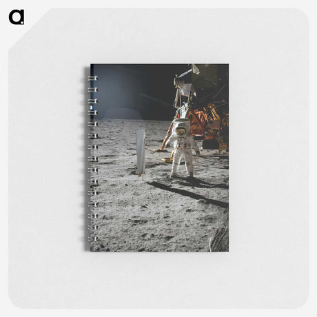 1-14_Apollo-Moon-Landing_memo