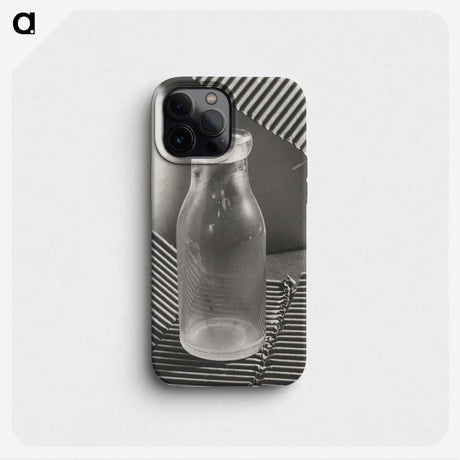 1-16_Milos-Dohnany_phone