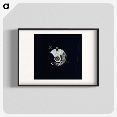 1-17_Apollo-Moon-Landing_blk