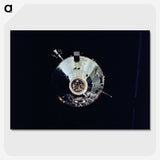 1-17_Apollo-Moon-Landing_picture-crop