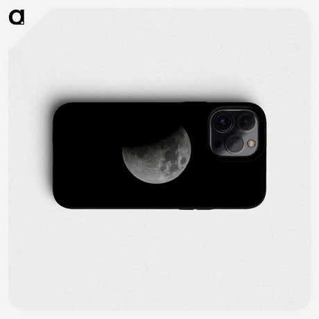 1-17_The-Moon_phone