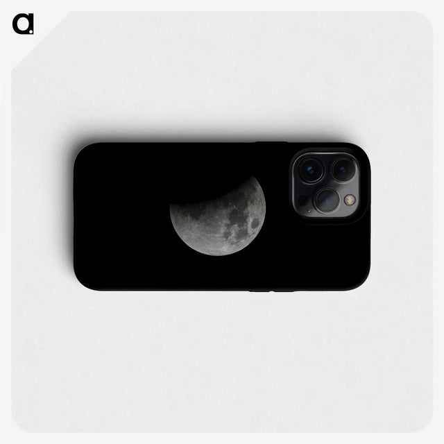 1-17_The-Moon_phone