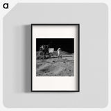 1-18_Apollo-Moon-Landing_blk