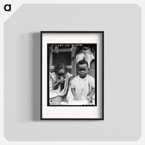 アートポスター-Children of evicted sharecropper, now living on Sherwood Eddy cooperative plantation - ドロテア ラング Poster.