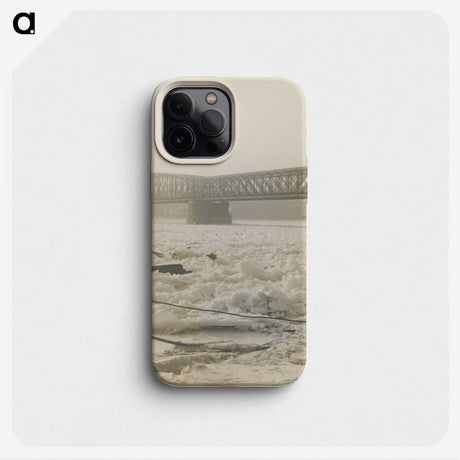 1-18_Milos-Dohnany_phone