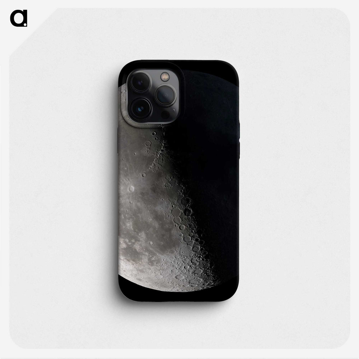 1-18_The-Moon_phone