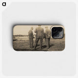 1-19_Gordon-Onslow-Hilbury-Burt_phone