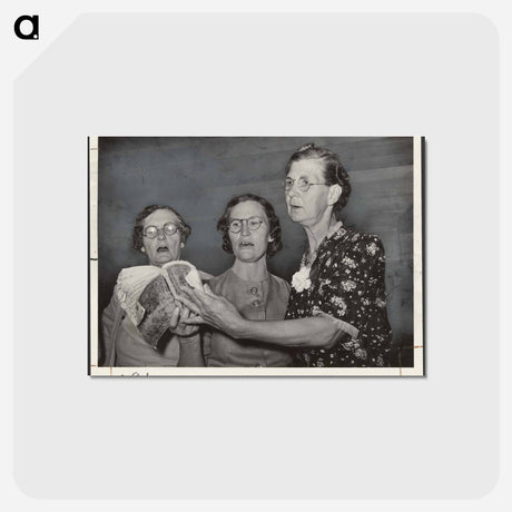 アートポストカード-Three Women Singing
 - ラッセル リー Postcard.