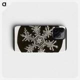 Wilson Bentley Photomicrograph of Stellar Snowflake No. 815 - ウィルソン ベントレー Phone Case.