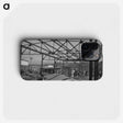 1-23_Gordon-Onslow-Hilbury-Burt_phone