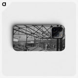 1-23_Gordon-Onslow-Hilbury-Burt_phone