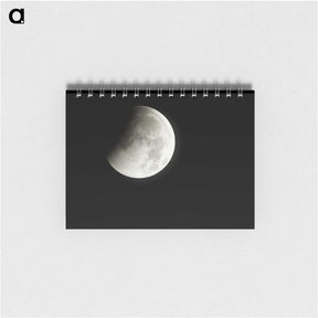 1-23_The-Moon_memo