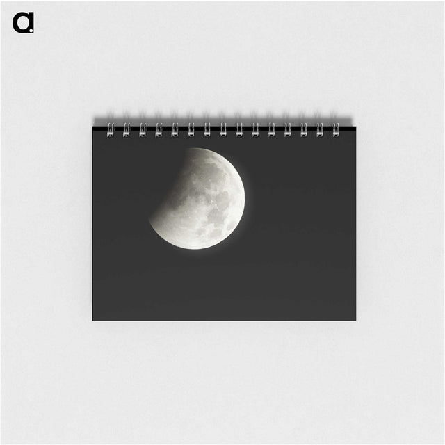 1-23_The-Moon_memo