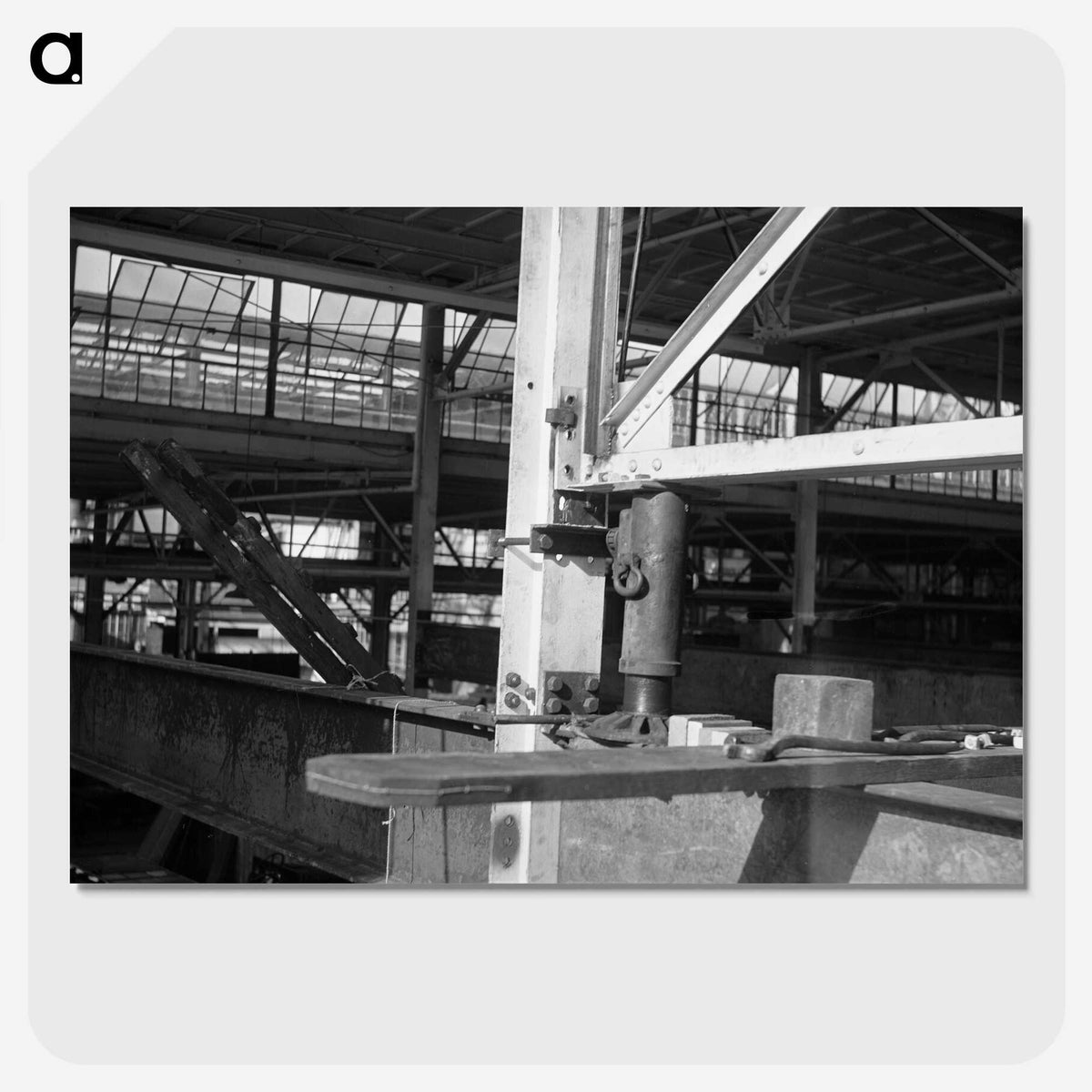 1-25_Gordon-Onslow-Hilbury-Burt_picture-crop