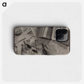 1-25_Milos-Dohnany_phone
