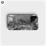 1-26_Gordon-Onslow-Hilbury-Burt_phone
