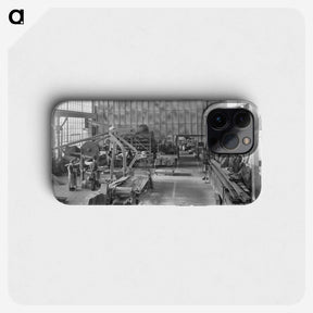 1-26_Gordon-Onslow-Hilbury-Burt_phone