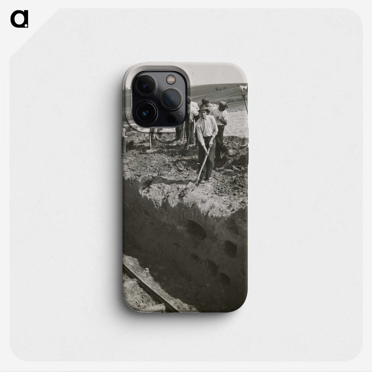 1-26_Milos-Dohnany_phone