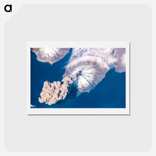 アートポストカード-Eruption of Cleveland Volcano
 - 上空からの地球 Postcard.