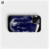 1-27_Planet-Earth_phone
