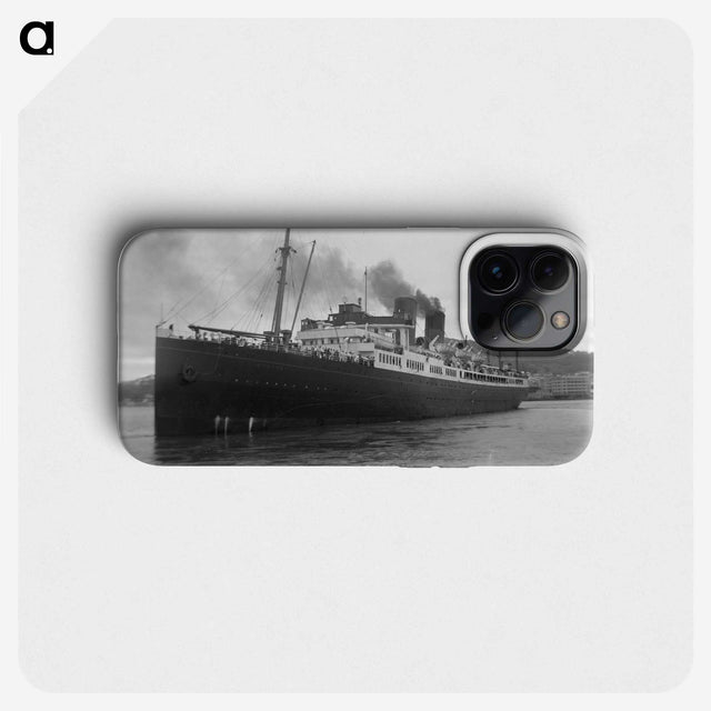 1-28_Leslie-Adkin_phone