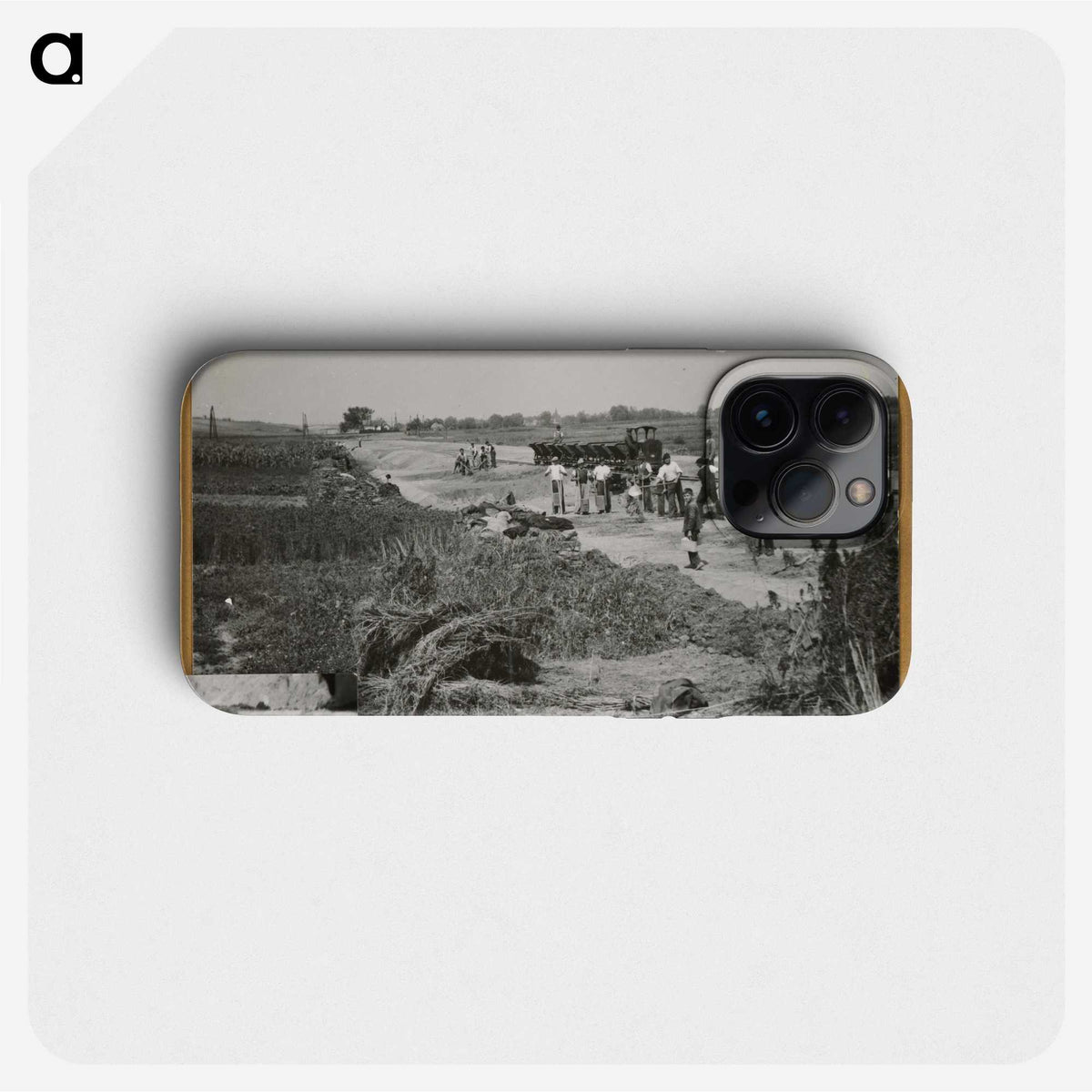 1-28_Milos-Dohnany_phone