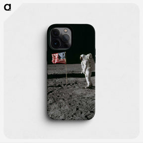 1-2_Apollo-Moon-Landing_phone