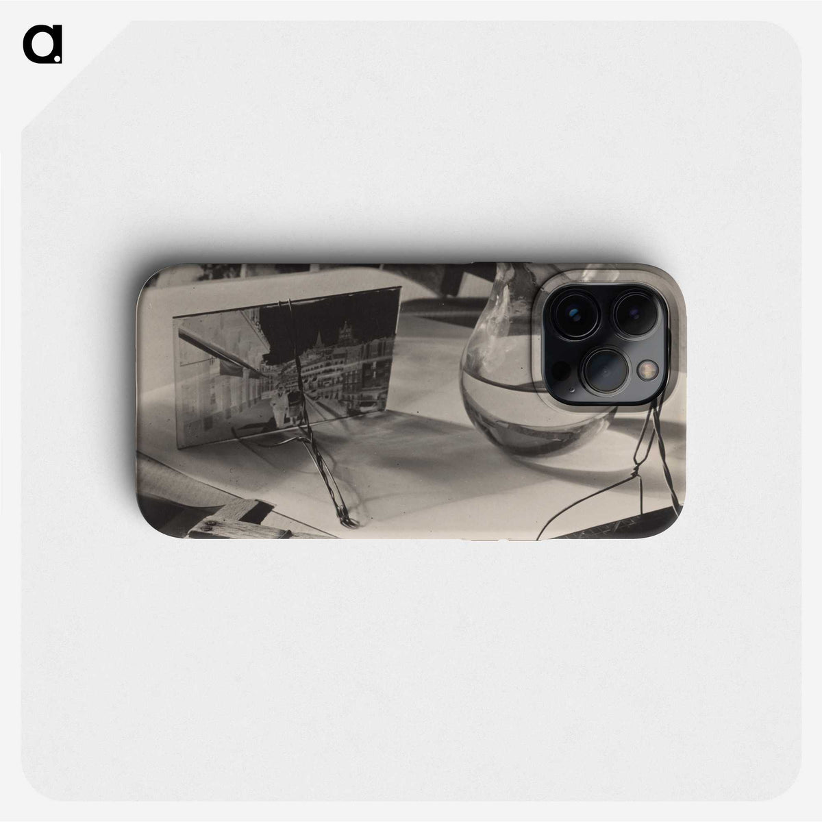 1-2_Milos-Dohnany_phone